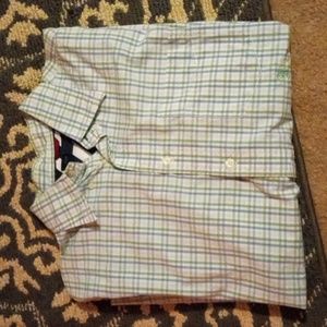 Men's Size Large Tommy Hilfiger Dress shirt